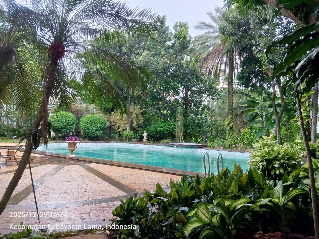 JASA PERAWATAN KOLAM RENANG CINERE